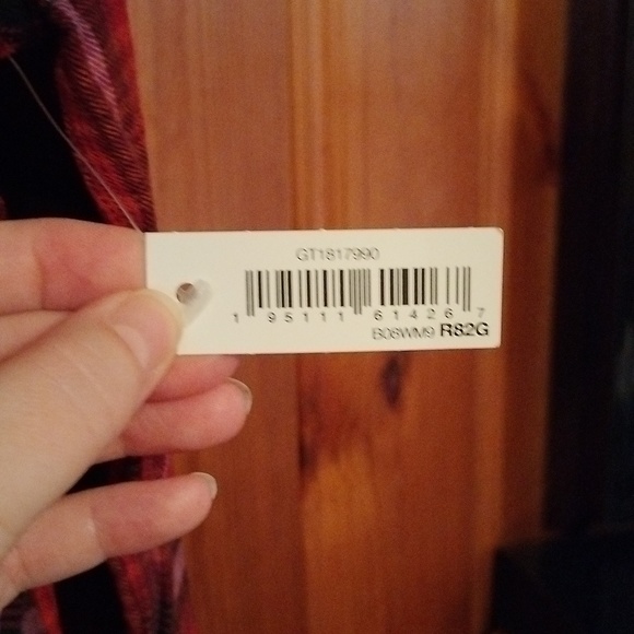 Women's soft red and orange plaid long sleeve tunics sizes Medium and XL NWT - Picture 4 of 11